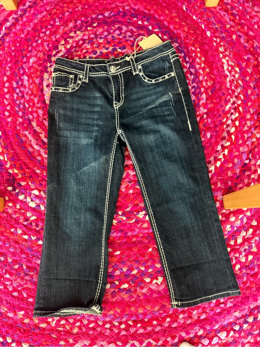 L.A. idol Dark Blue Cropped Jeans with White Contrast Stitching